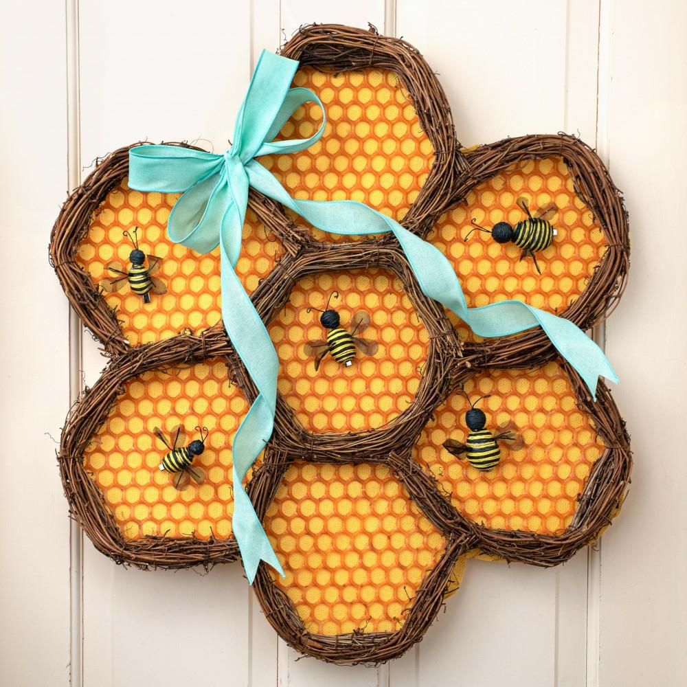 Door Decor |   24" Honeycomb Grapevine Hanger Decor Door Decor